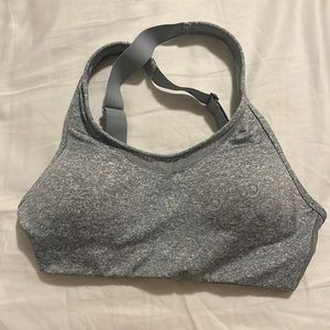 pink sports bra
